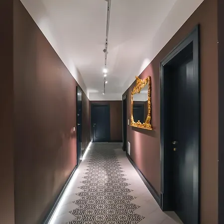 Air Albania Stadium Apartments מלון דירות *